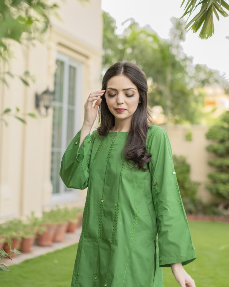 Green Star - Image 6